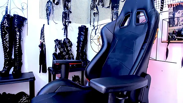 Agatha_BDSM live sex cam