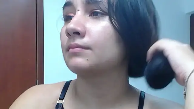 Maylin_horny19's cam snapshot