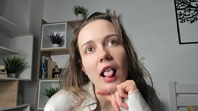 MalvinaTrafford's cam snapshot