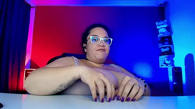 lulubigtitts1's cam snapshot