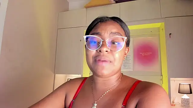 tamaraa_smiith live sex cam