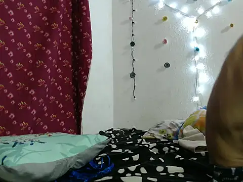 Chloe_Candys's cam snapshot