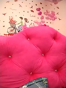 Lola6868 live sex cam