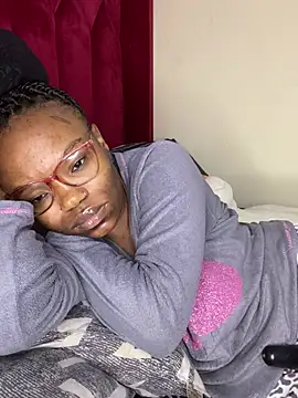 YummyMelanin117 live sex cam