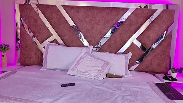 AllanaOrtiz__'s cam snapshot