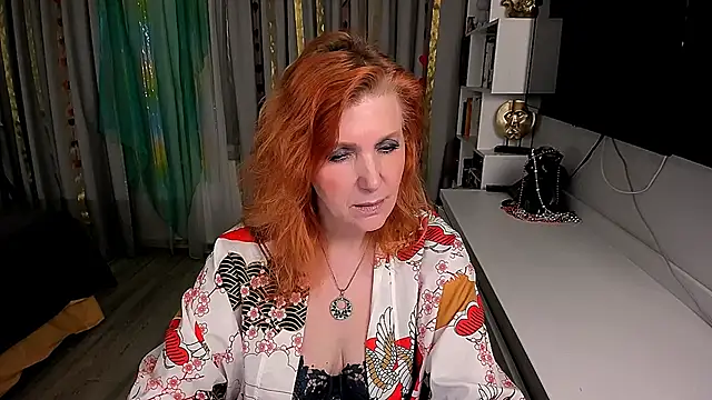 Almaz-Fire-Fox-One's cam snapshot