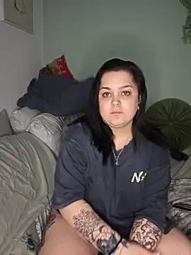 Saucy-Serenity's cam snapshot