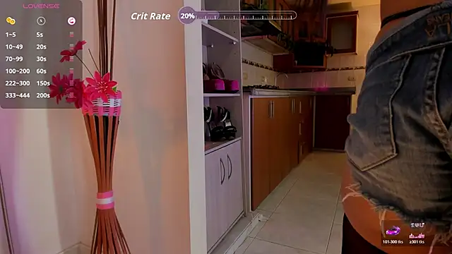 aghata_jackson_'s cam snapshot