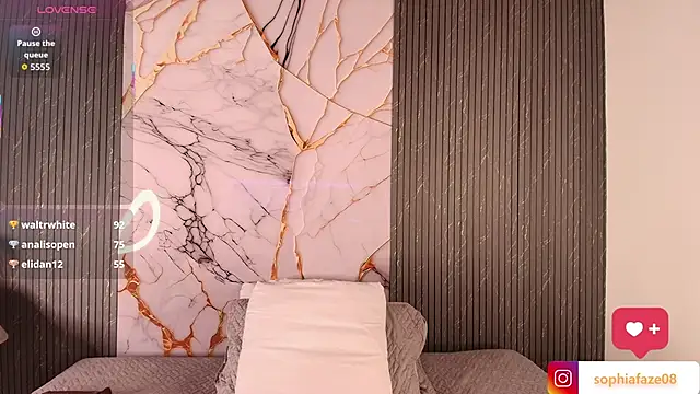 big_tits_in_your_face's cam snapshot