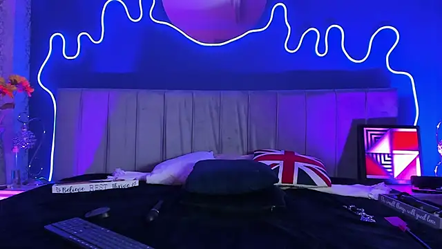 JeanneSabatier live sex cam