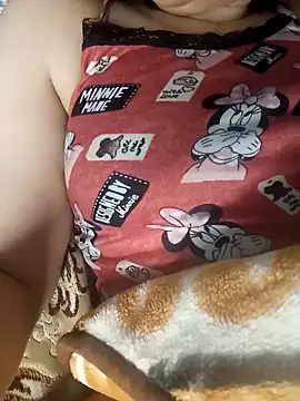 Rouzalinda_1's cam snapshot