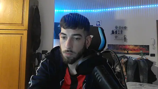 maestroboris95's cam snapshot