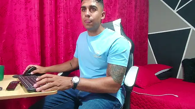 astrom_greyy live sex cam