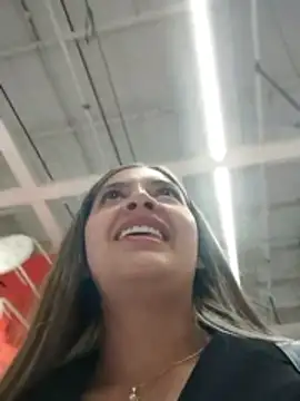 alana_69's cam snapshot