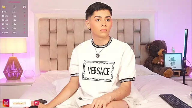 Maxi_little live sex cam