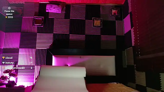 antonela-tompson's cam snapshot