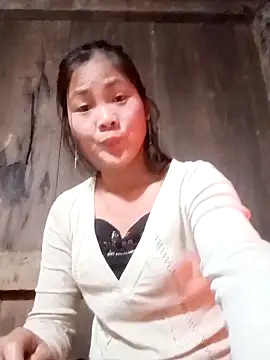 Lyssa-a's cam snapshot