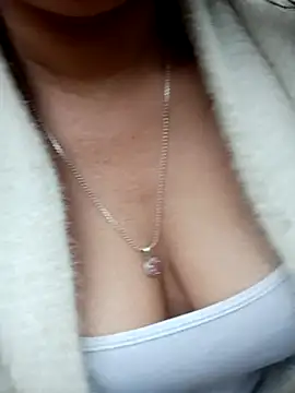 ngaytho004's cam snapshot