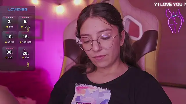 milly_kenner's cam snapshot