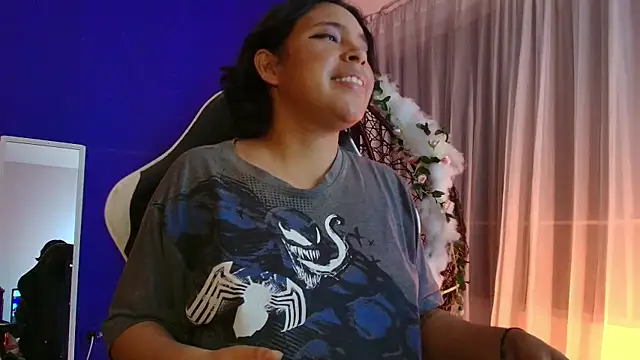 Emmapark_'s cam snapshot