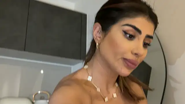 ArabicBarbie live sex cam