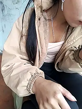 gugu0022's cam snapshot