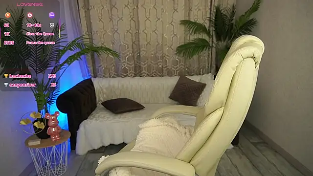 LioraFox live sex cam