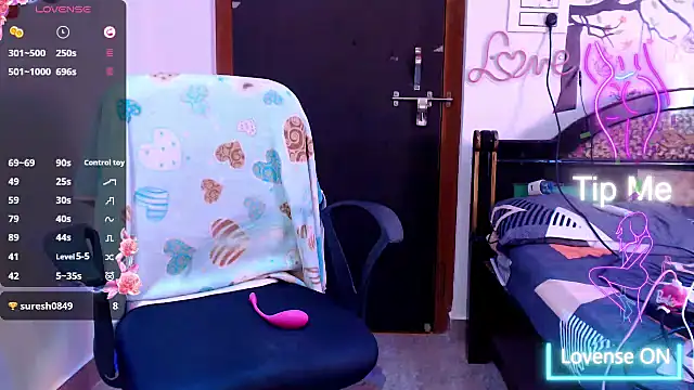 VixenNandhu's cam snapshot