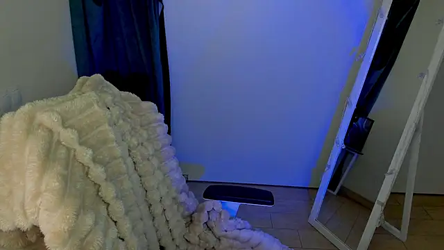 Catherine_e's cam snapshot