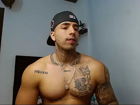 ragnar_phoenix's cam snapshot