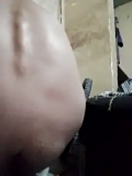 Cloud0nMycock's cam snapshot