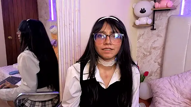 VioletxBloom's cam snapshot