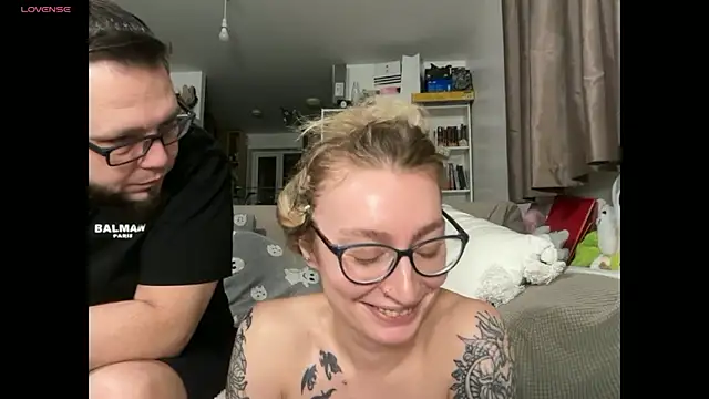 harleyblair's cam snapshot