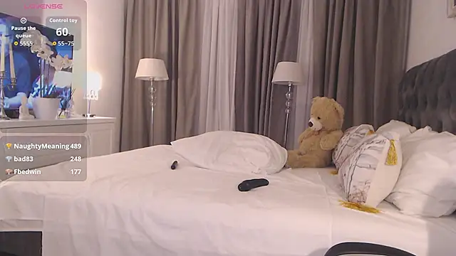 SilverMiss live sex cam