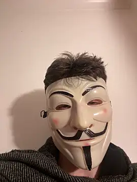 GuyFuckes live sex cam