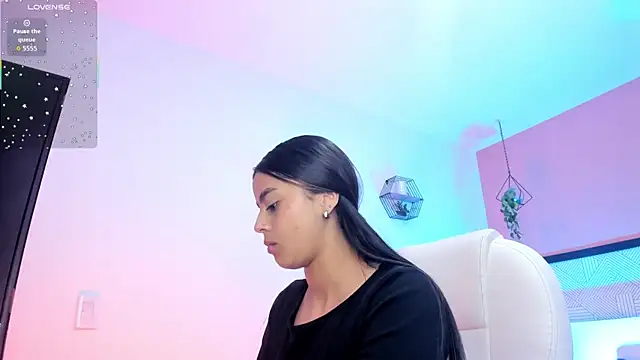 Bella_walker_'s cam snapshot