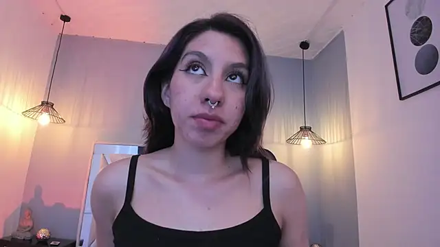 zoe-moreau's cam snapshot