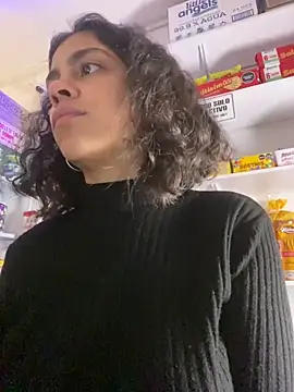 NINA_18_YEARS live sex cam