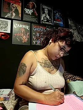 GingerLara live sex cam