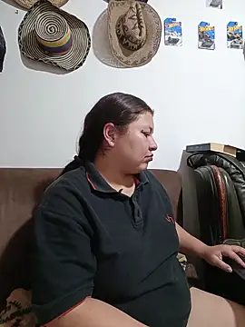 ZuriandAlex live sex cam