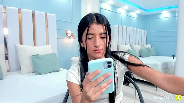 eva_roseee's cam snapshot