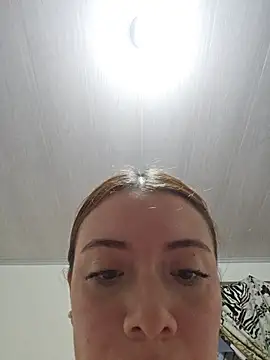 valery_mora live sex cam