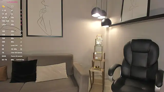 LizzHamilton__'s cam snapshot