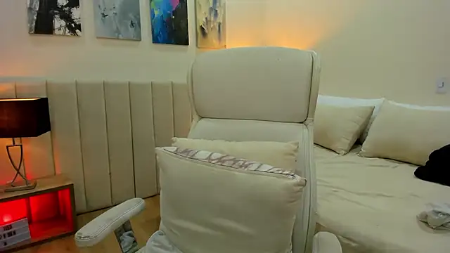 DaniRousse live sex cam