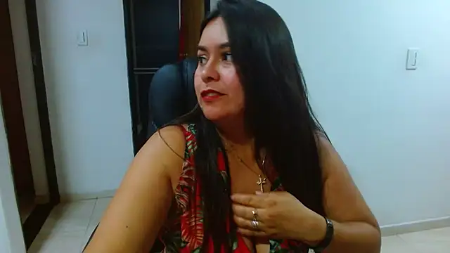 Ixchel_Anaid live sex cam