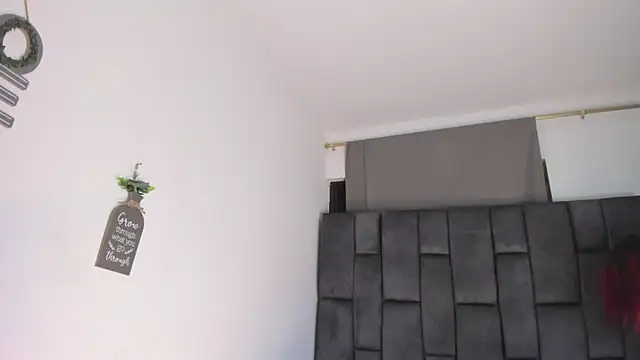 MissDiabla_ live sex cam