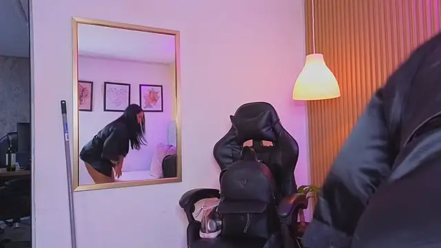 Dakota_diaz_'s cam snapshot