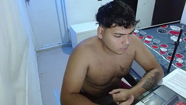 badboyhot010's cam snapshot