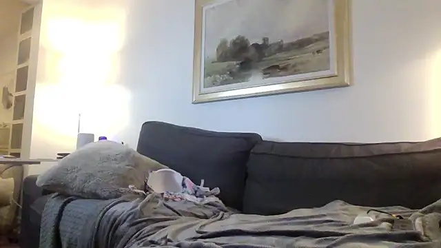 DaisyBlake's cam snapshot