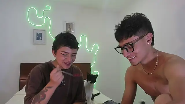 hardcoreheat_ind's cam snapshot